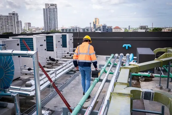 b921e8520aad3e5b0b049bfb1b872346400ff0e6